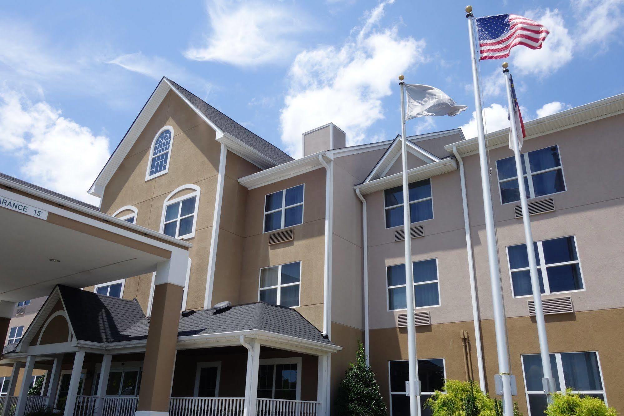 Country Inn & Suites By Radisson, Burlington Elon , Nc Exterior photo